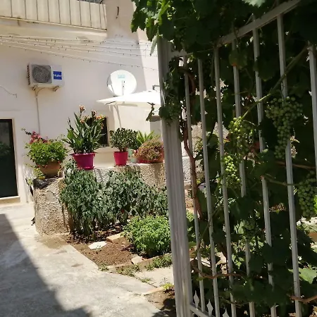 Apartment Graziella E Lucia *